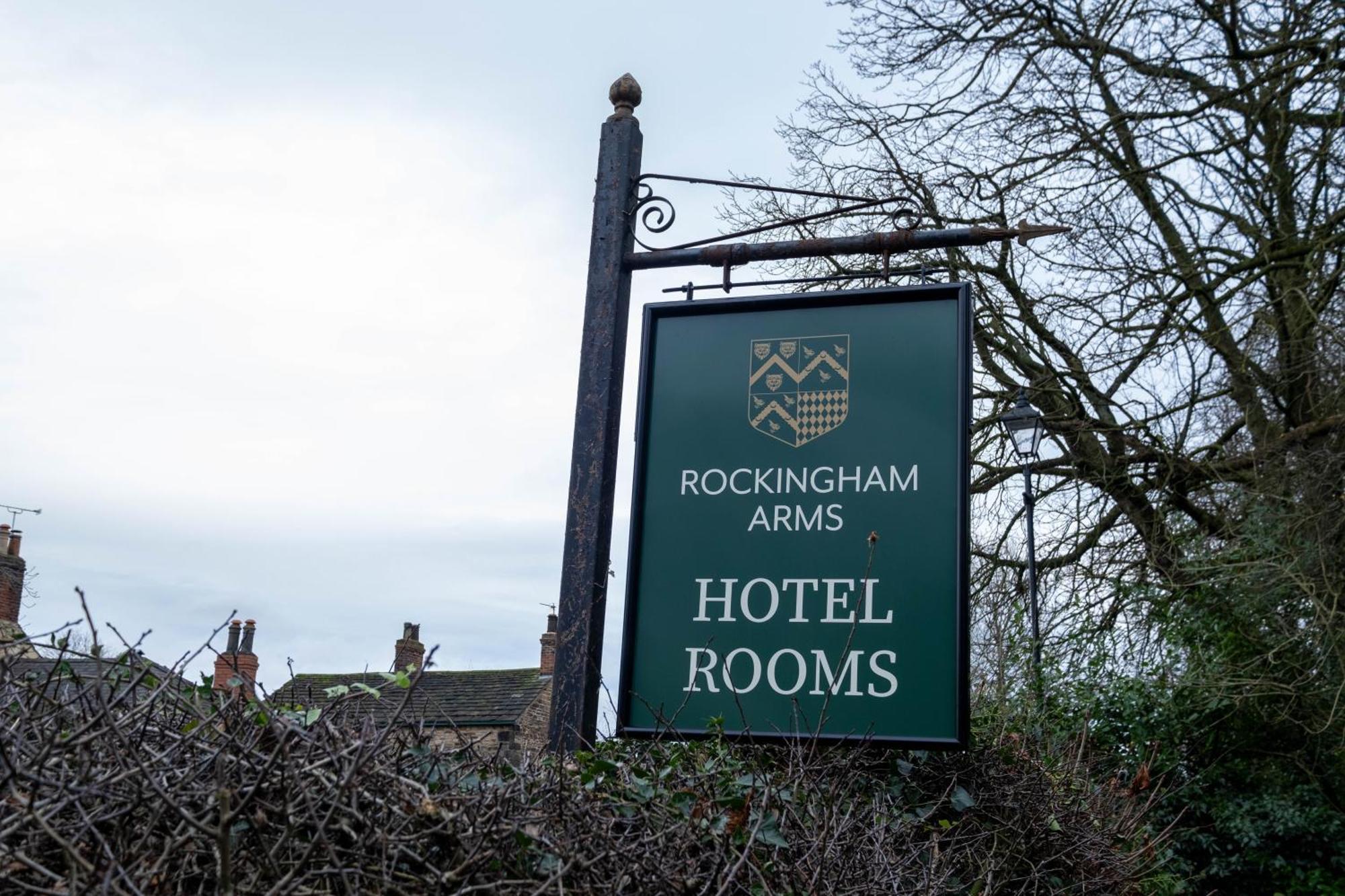 Rockingham Arms By Greene King Inns 웬트워스 외부 사진